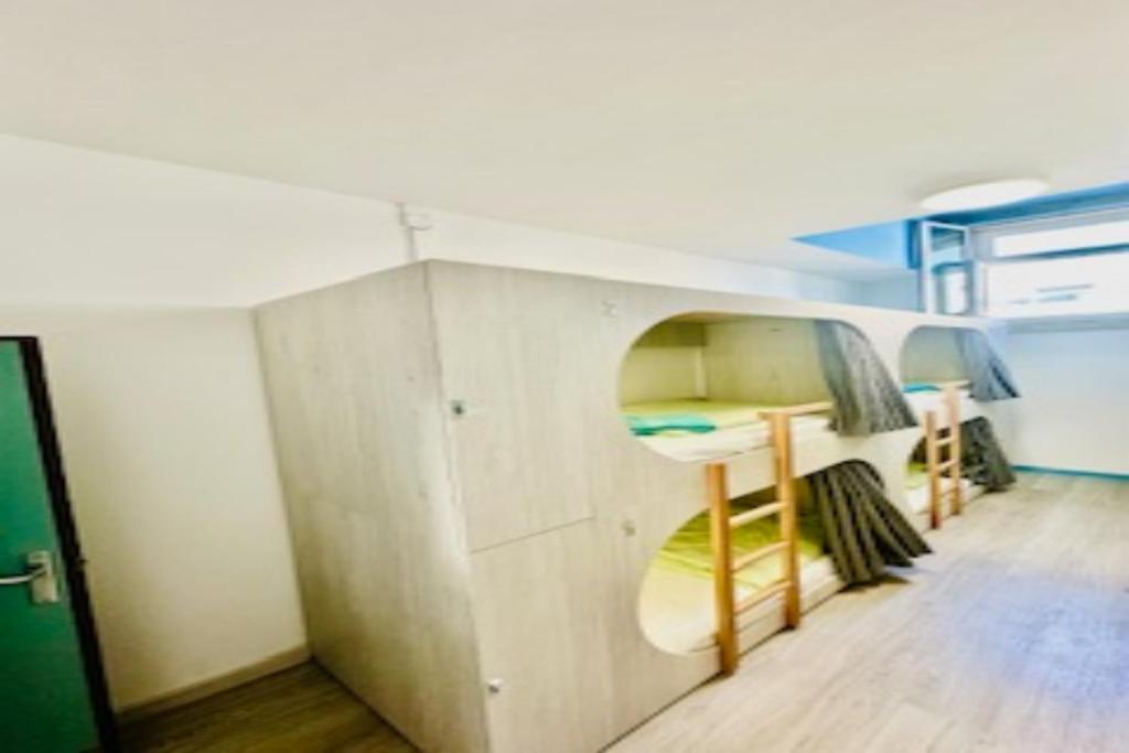 Fantasy Hostel Porto Ngoại thất bức ảnh