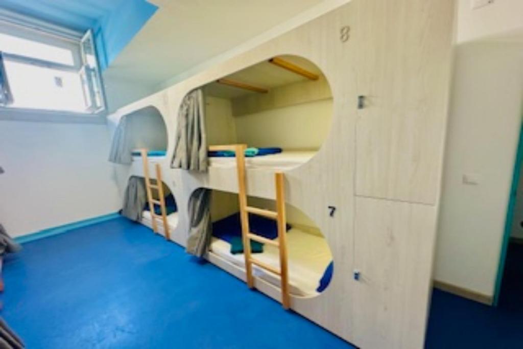 Fantasy Hostel Porto Ngoại thất bức ảnh