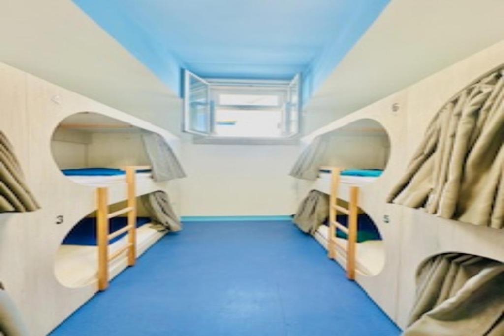 Fantasy Hostel Porto Ngoại thất bức ảnh